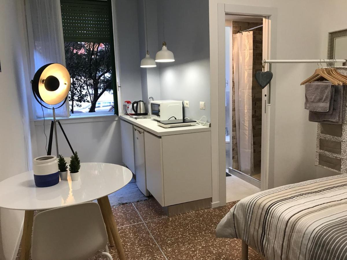 Studio 25 Apartment - Near Metro M3 Milánó Kültér fotó