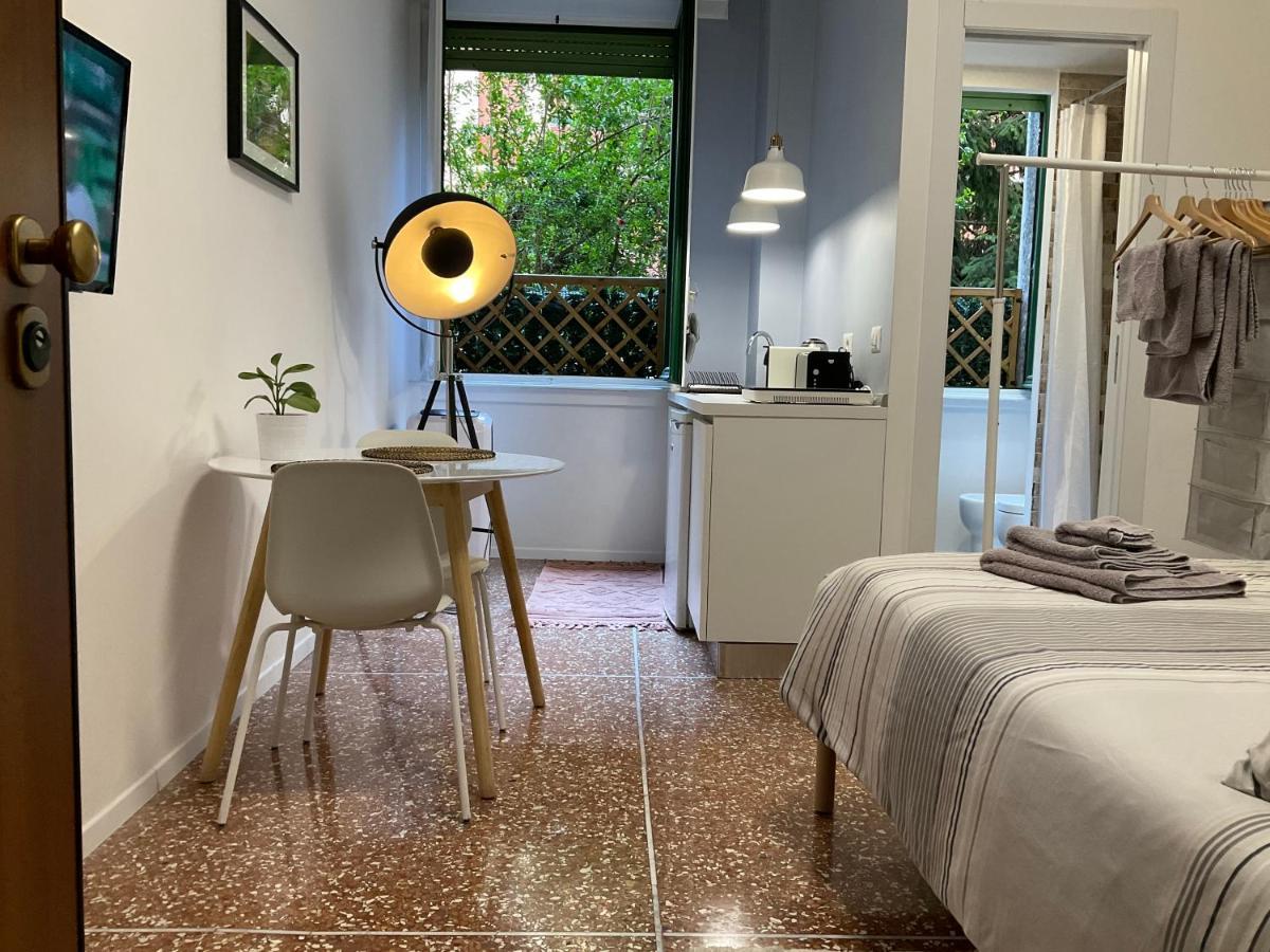 Studio 25 Apartment - Near Metro M3 Milánó Kültér fotó