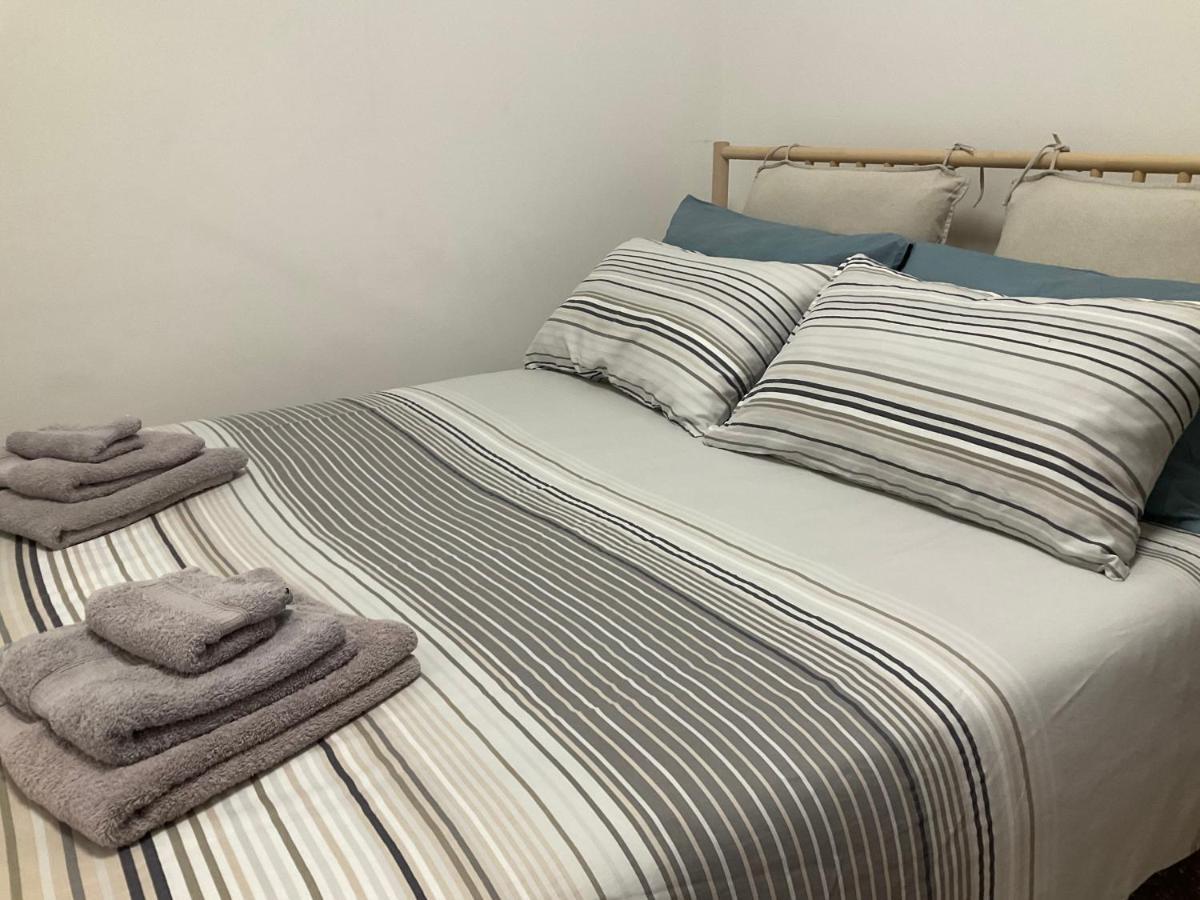 Studio 25 Apartment - Near Metro M3 Milánó Kültér fotó