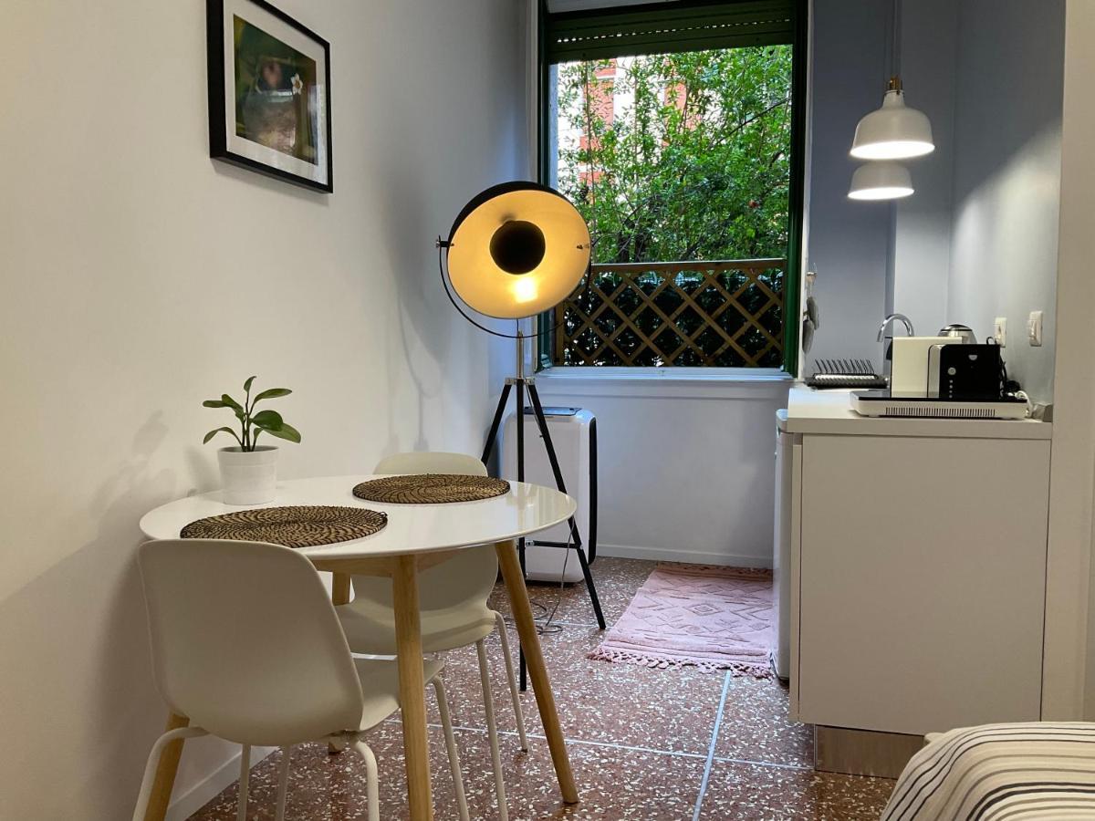 Studio 25 Apartment - Near Metro M3 Milánó Kültér fotó
