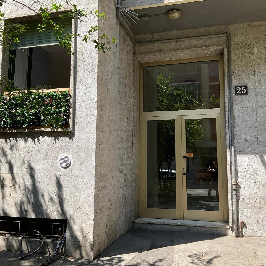 Studio 25 Apartment - Near Metro M3 Milánó Kültér fotó