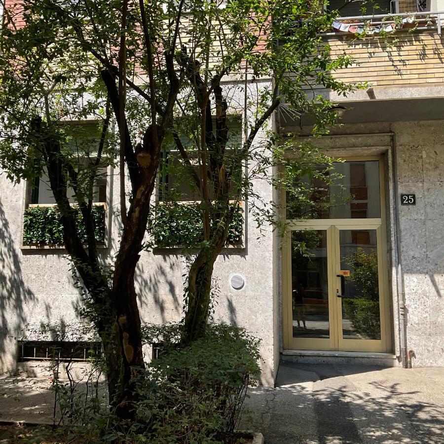 Studio 25 Apartment - Near Metro M3 Milánó Kültér fotó