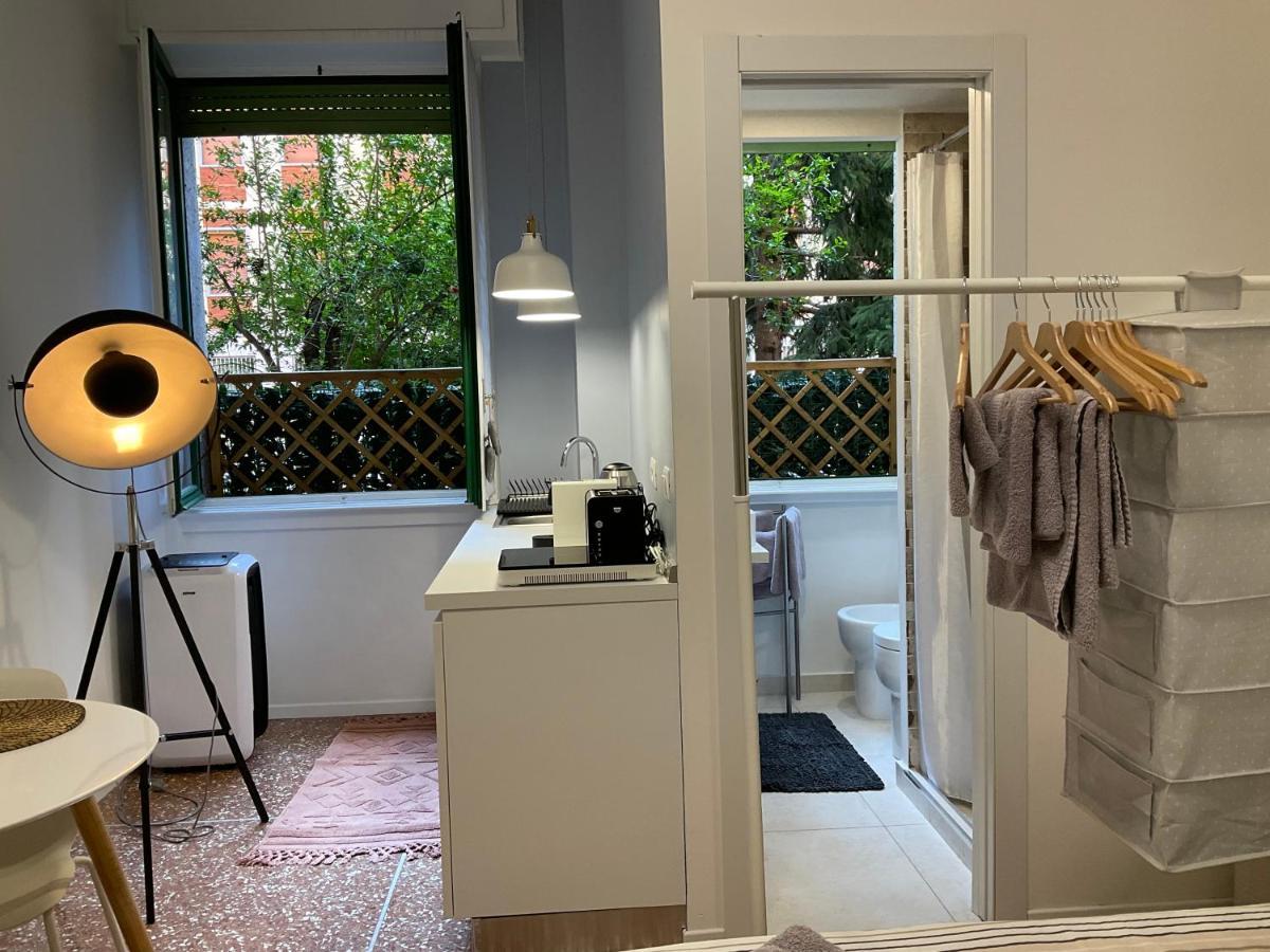 Studio 25 Apartment - Near Metro M3 Milánó Kültér fotó