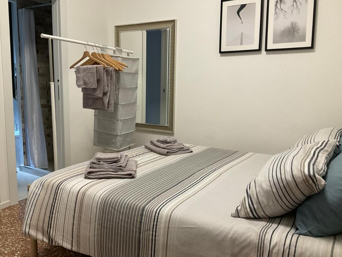 Studio 25 Apartment - Near Metro M3 Milánó Kültér fotó