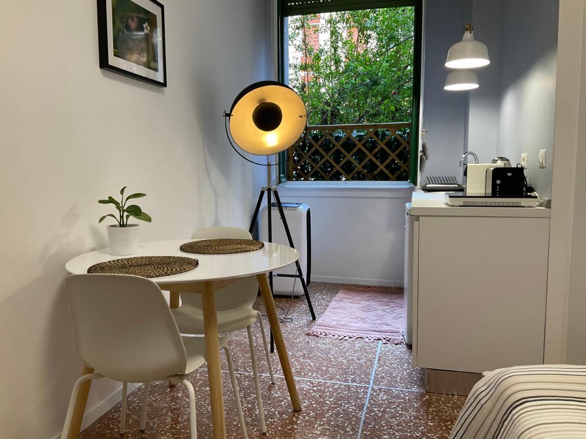 Studio 25 Apartment - Near Metro M3 Milánó Kültér fotó